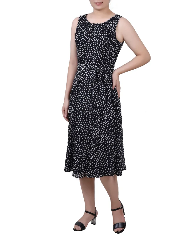 Petite Size Sleeveless Chiffon Belted Dress Street style unclassified dresses